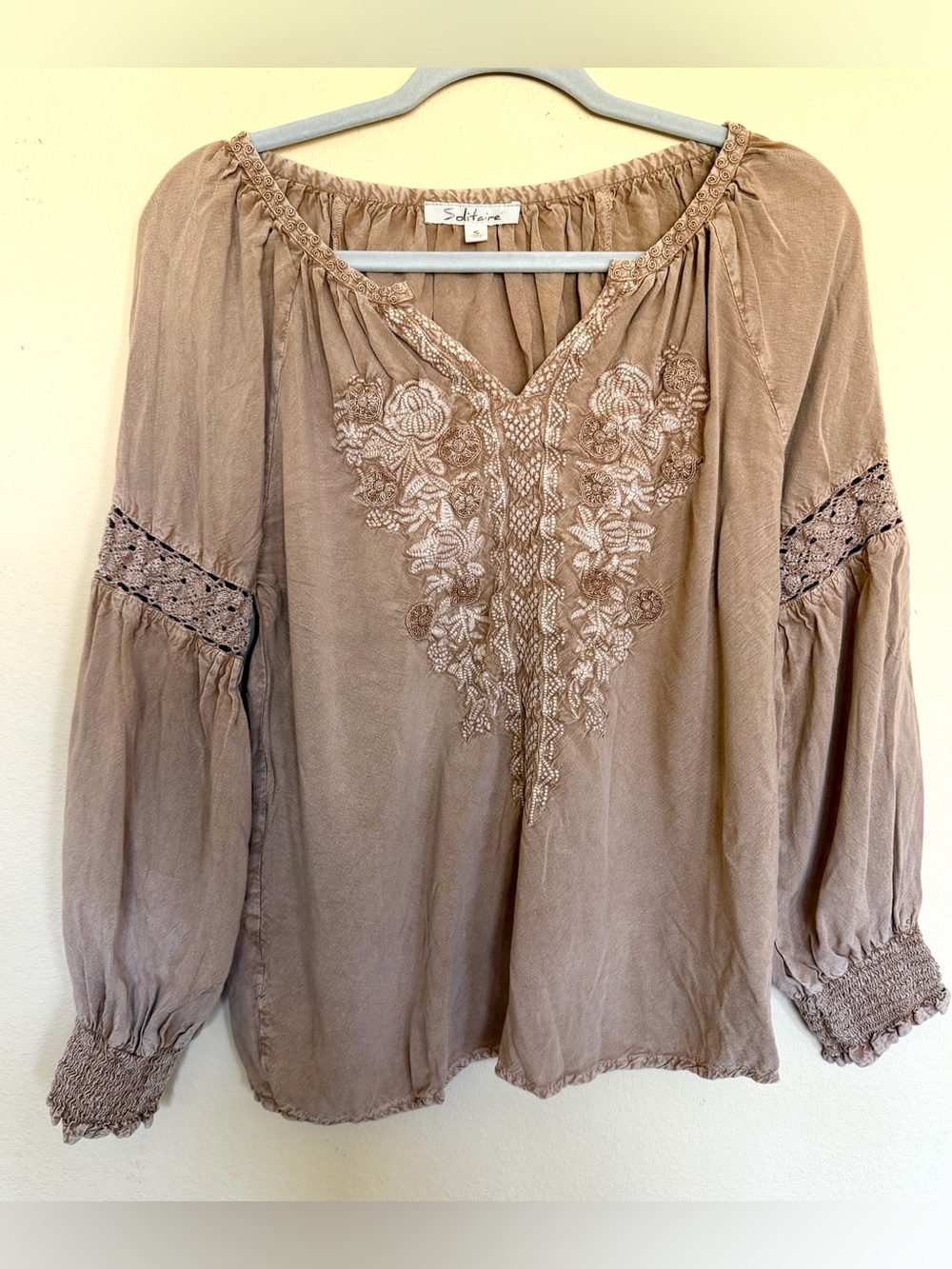 Solitaire boho blouse size small
